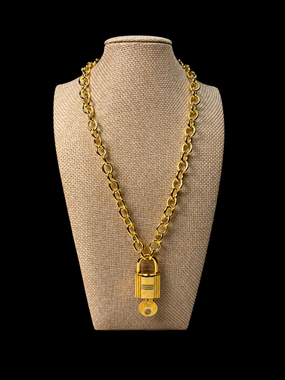 Vtg Hermès Gold Cadenas Lock & Key #107 on Chunky Link Statement Chain Necklace